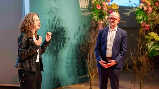 Anna Kopp und Andreas Speith auf der Bühne