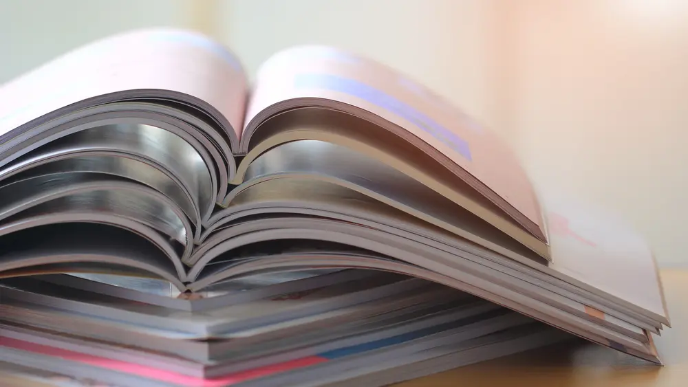 Das Kundenmagazin ENERGIEgeladen von Westfalen Weser bietet spannende Einblicke in die Welt der Energie in der Region Ostwestfalen-Lippe und dem Weserbergland.